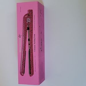 Downtown Ceramic Styling Iron, pink cheetah, New.